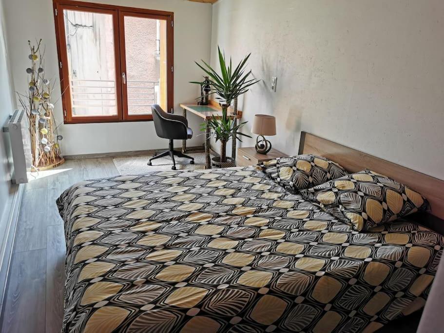 Maison De Ville 4Pers Исуар Екстериор снимка