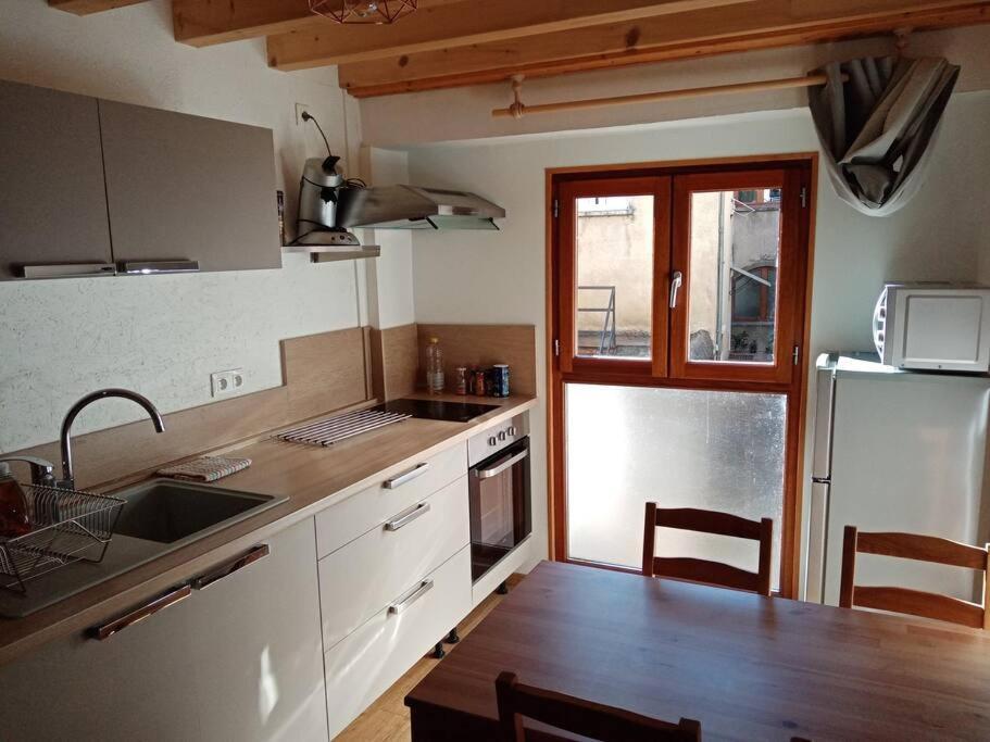 Maison De Ville 4Pers Исуар Екстериор снимка
